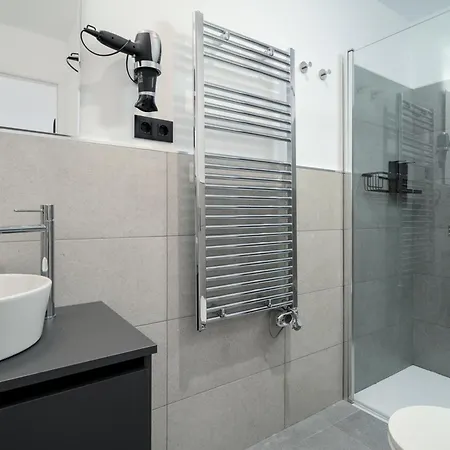 Limehome Valencia Carrer D'Antonio Ferrandis Exterior photo