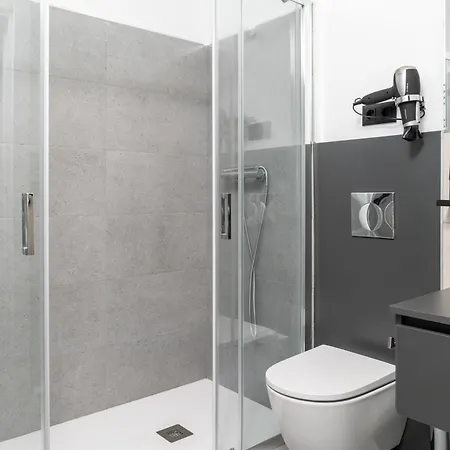 Limehome Valencia Carrer D'Antonio Ferrandis Exterior photo