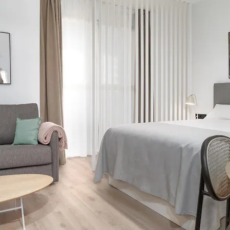 Limehome Valencia Carrer D'Antonio Ferrandis Exterior photo
