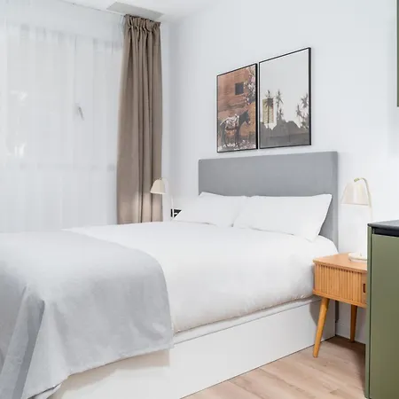Limehome Valencia Carrer D'Antonio Ferrandis Exterior photo