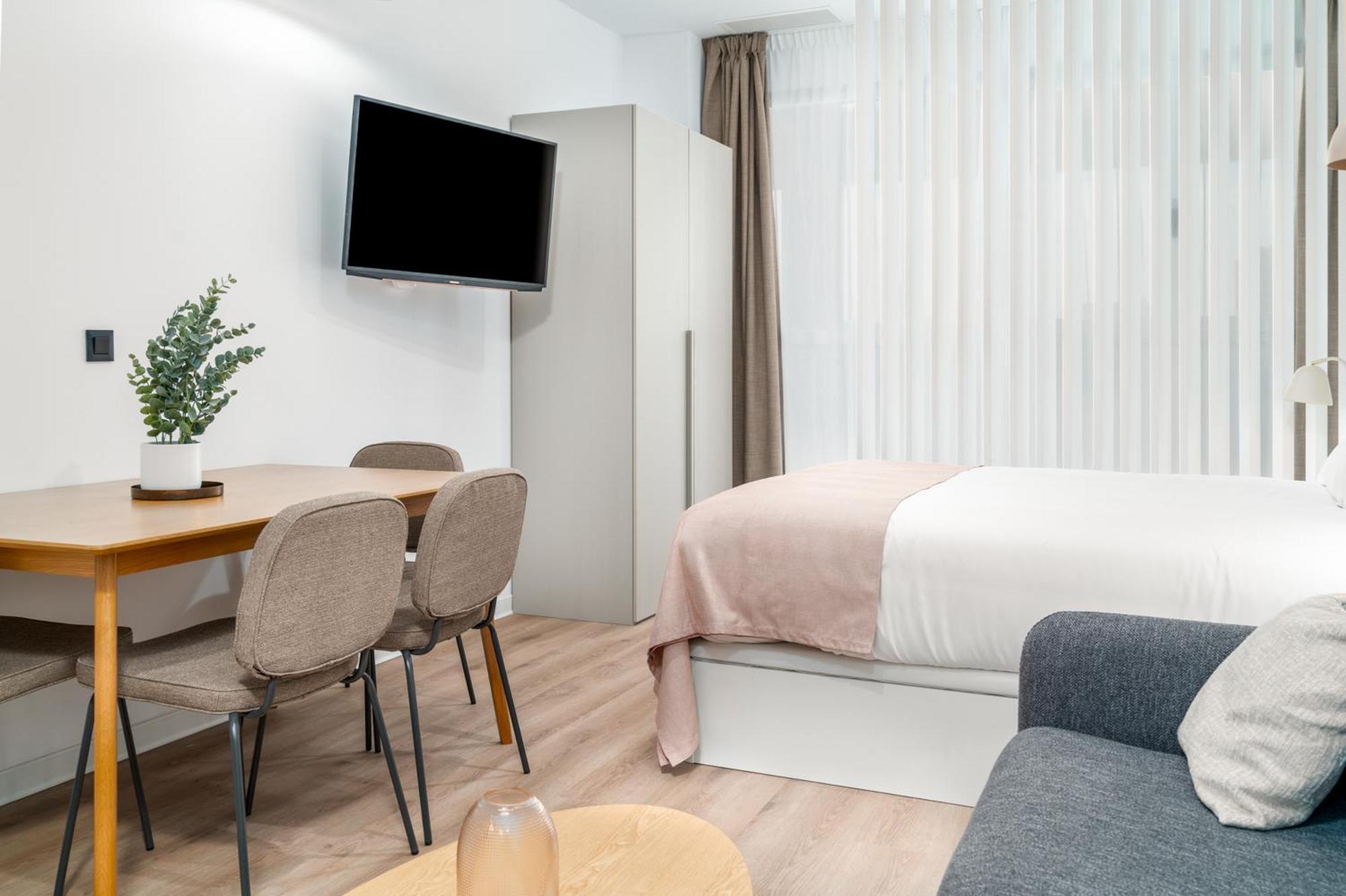 Apartament Limehome Carrer D'antonio Ferrandis Walencja